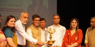 Mayor Saurabh Joshi honours women beneficiaries, distributes sewing machines at NGO’s 8th foundation day