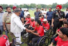 पंजाब के राज्यपाल ने व्हीलचेयर क्रिकेट खिलाड़ियों के अदम्य साहस की सराहना की, समावेशी समाज के निर्माण का किया आह्वान