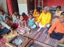 गायत्री परिवार ट्रस्ट चण्डीगढ़ द्वारा पिछले सात वर्षों से अखिल विश्व गायत्री परिवार के तत्वावधान में चल रही अखंड साप्ताहिक गायत्री महायज्ञ श्रृंखला के अंतर्गत आज गायत्री मानस चेतना केन्द्र सारंगपुर चंडीगढ़ में श्रावण मास के दूसरे सामूहिक गायत्री महायज्ञ की कुछ झलकियाँ।