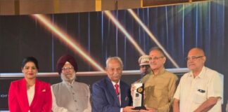 Sh Surinder Verma feeling blessed with Kavinder Gupta, Honoured by Kavinder Gupta Hon’ble Governor of HP